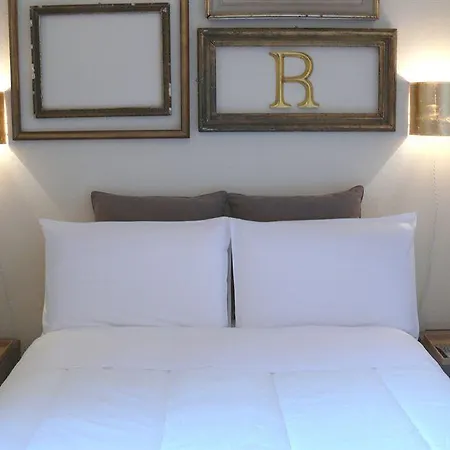 Numero 25 Bed & Breakfast 3*